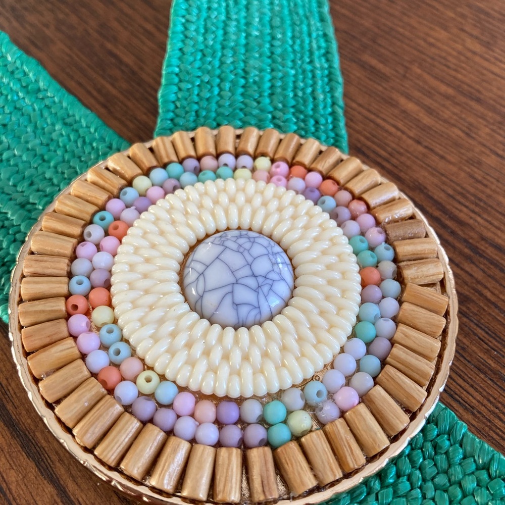 Multicolored Beaded clasp with green colour elastic belt Spain’s national craft